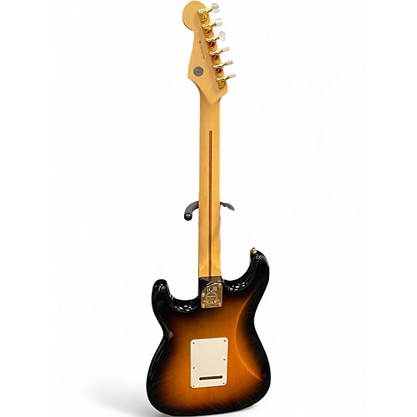 Used 2014 Fender 60th Anniversary Stratocaster 2 Tone Sunburst Solid Body Electric Guitar