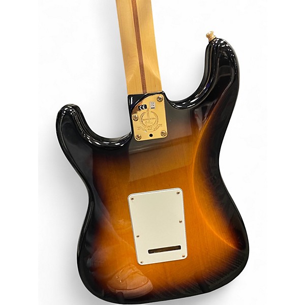 Used 2014 Fender 60th Anniversary Stratocaster 2 Tone Sunburst Solid Body Electric Guitar