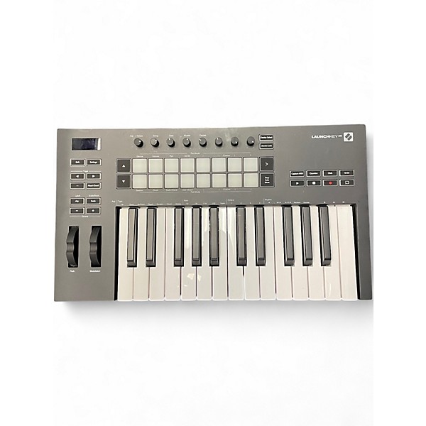 Used Novation Launchkey 25 Key MIDI Controller