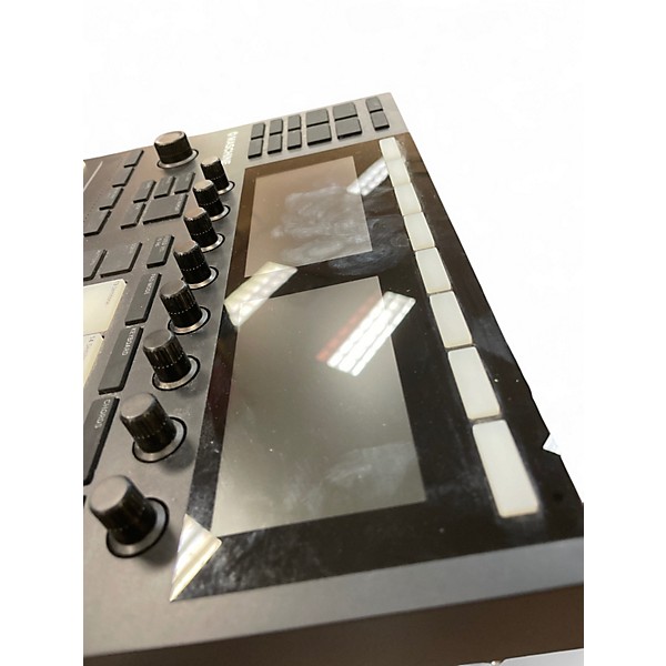 Used Native Instruments Maschine MK3 MIDI Controller