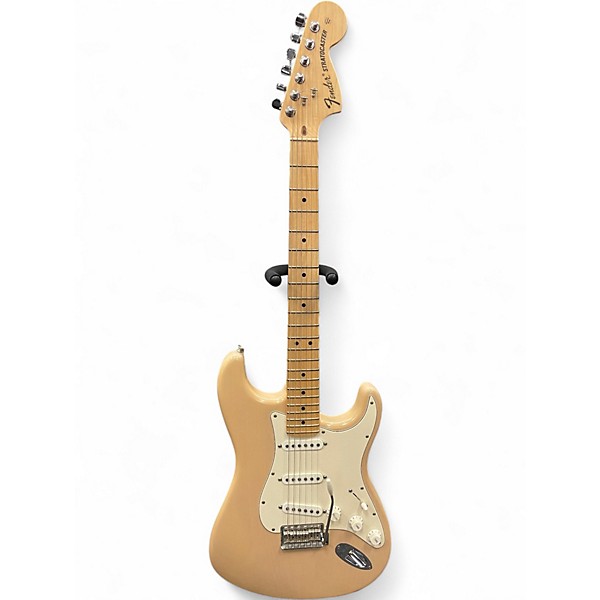 Used Fender Highway One Stratocaster Honey Blonde Solid Body Electric Guitar
