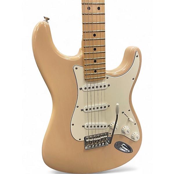 Used Fender Highway One Stratocaster Honey Blonde Solid Body Electric Guitar