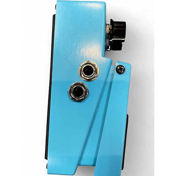 Used BOSS CHORUS CE-2W Effect Pedal