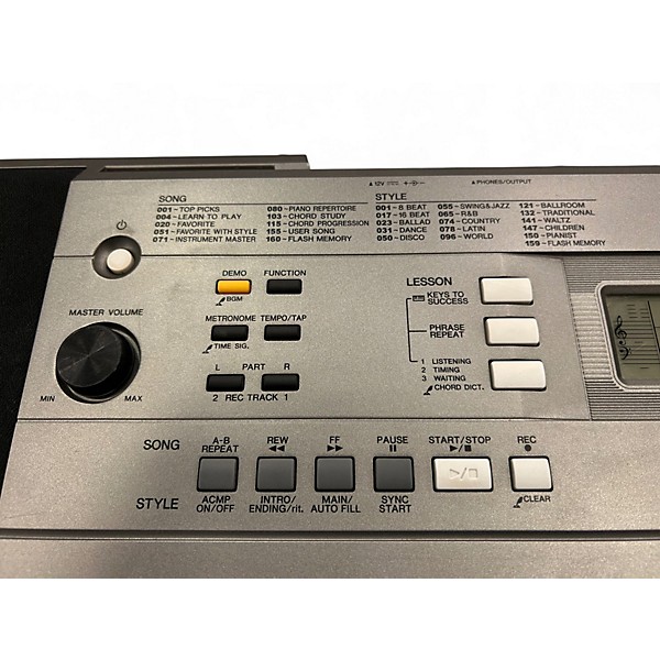 Used Yamaha PSRE353 61 Key Portable Keyboard