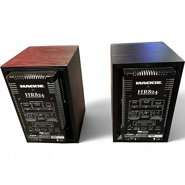Used Mackie HR824 Pair Powered Monitor