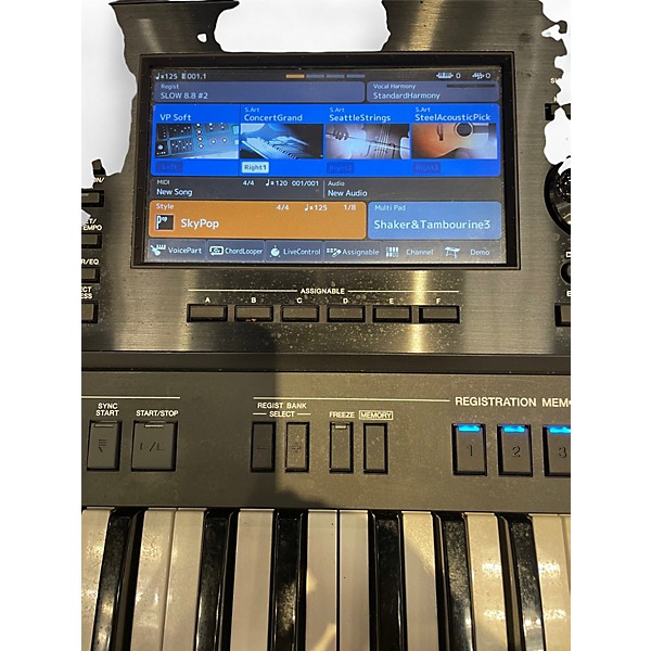 Used Yamaha PSR-SX900 Keyboard Workstation