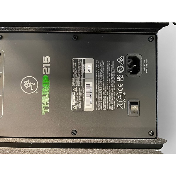 Used Mackie THUMP 215 Powered Speaker