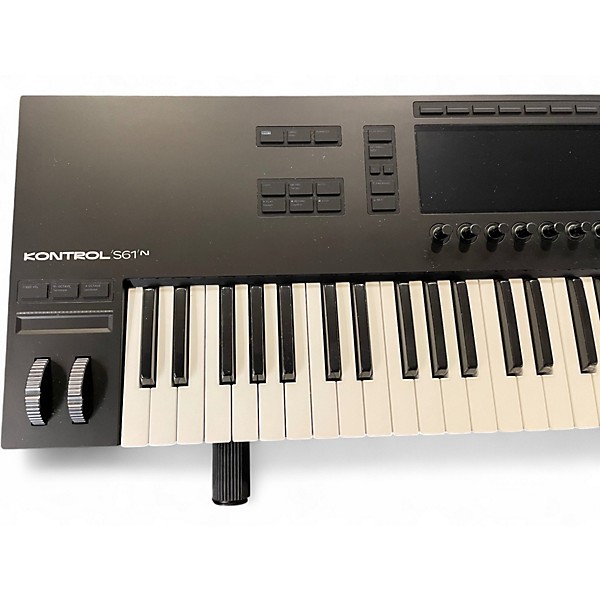 Used Native Instruments kontrol s61 mk3 MIDI Controller