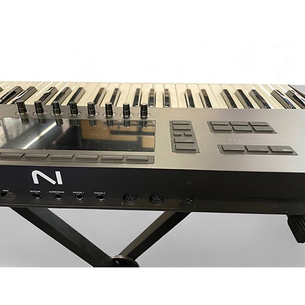 Used Native Instruments kontrol s61 mk3 MIDI Controller