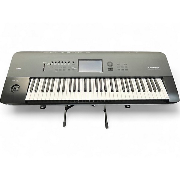 Used KORG nautilus 61 Keyboard Workstation