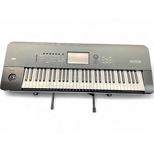 Used KORG nautilus 61 Keyboard Workstation