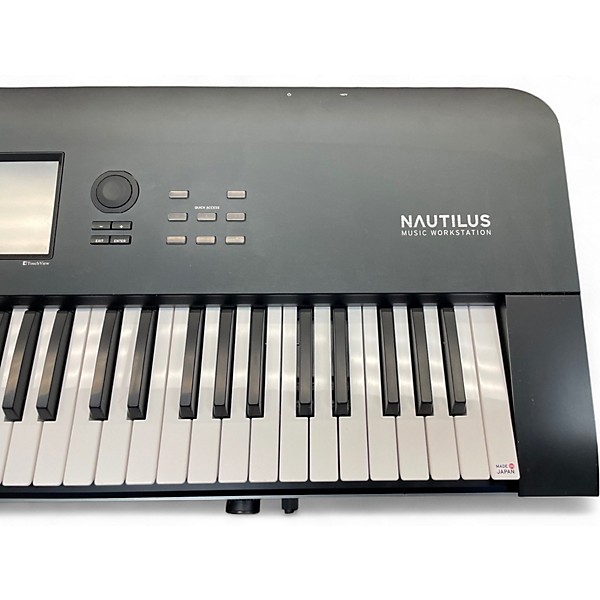 Used KORG nautilus 61 Keyboard Workstation