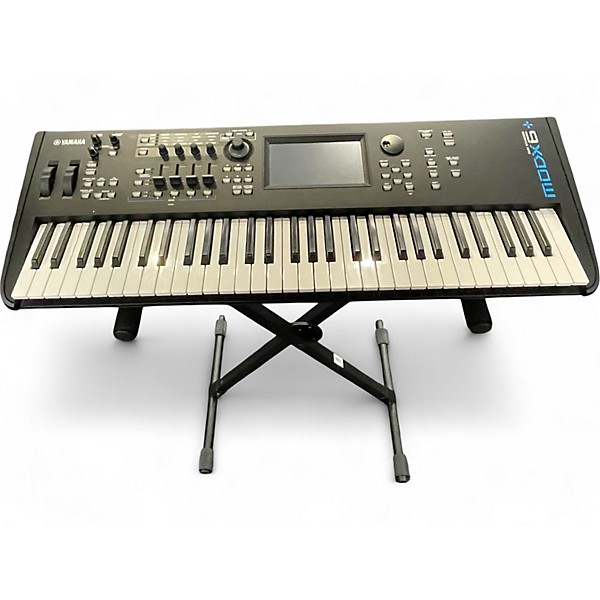 Used Yamaha modx6+ Synthesizer