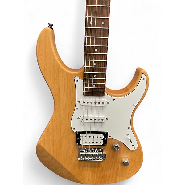 Used Yamaha PAC112V SATIN NATURAL Solid Body Electric Guitar