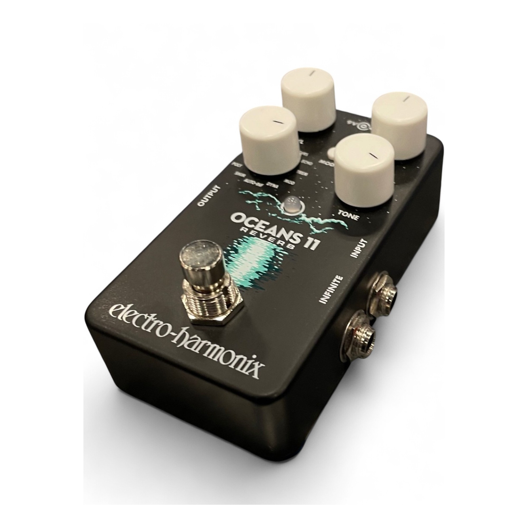 Used Electro-Harmonix Oceans 11 Reverb Effect Pedal | Guitar Center