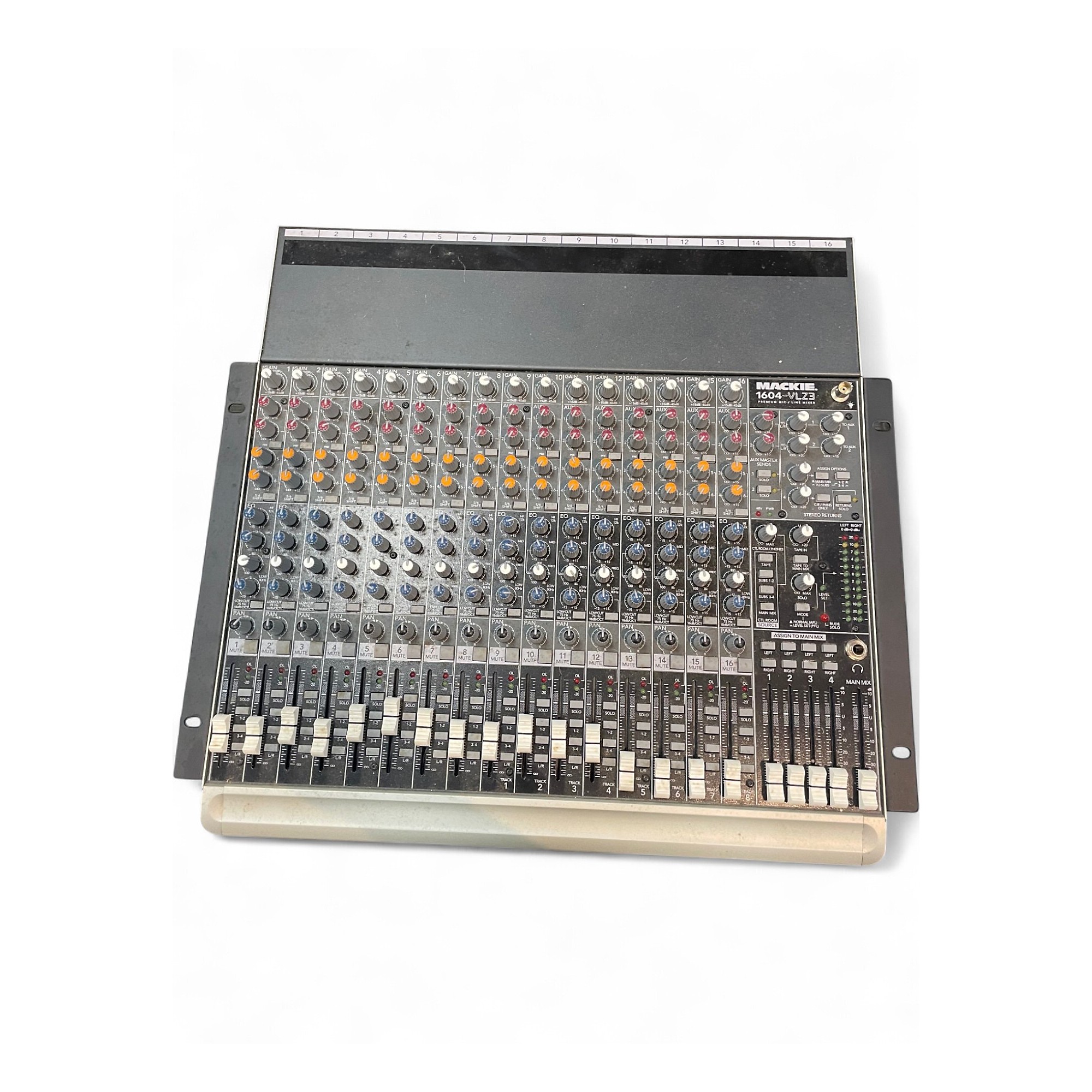 Used Mackie 1604VLZ3 Unpowered Mixer | Guitar Center