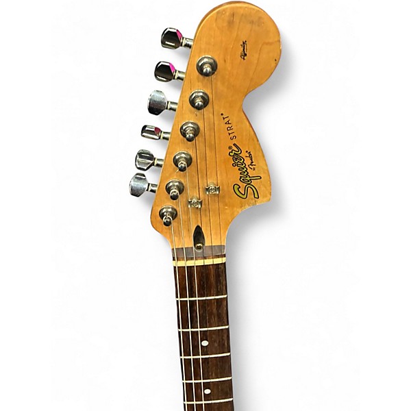 Used 2015 Squier Affinity Stratocaster 3 Color Sunburst Solid Body Electric Guitar