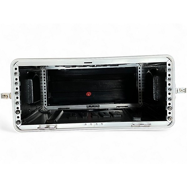 Used Gator 4 space rack Utility Case
