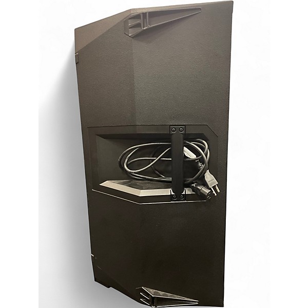 Used Mackie 215 xt Powered Speaker