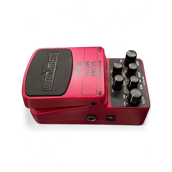 Used Behringer UM100 ULTRA METAL Effect Pedal