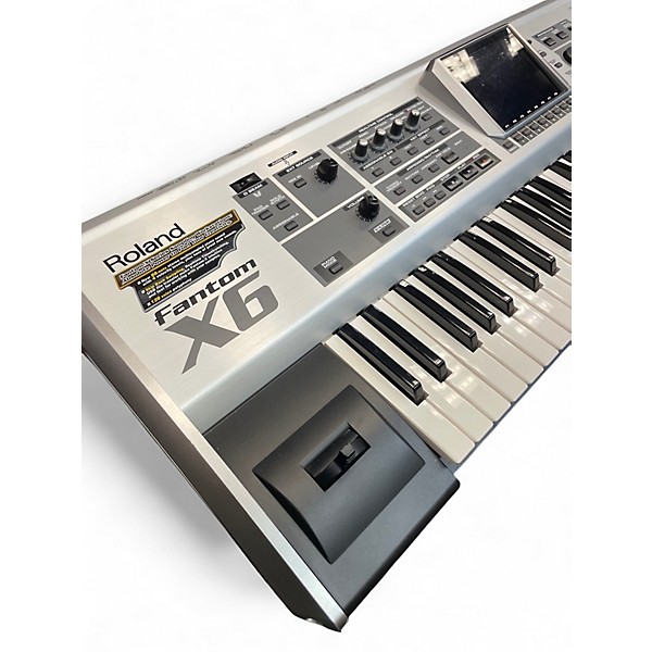 Used Roland Fantom X6 Keyboard Workstation
