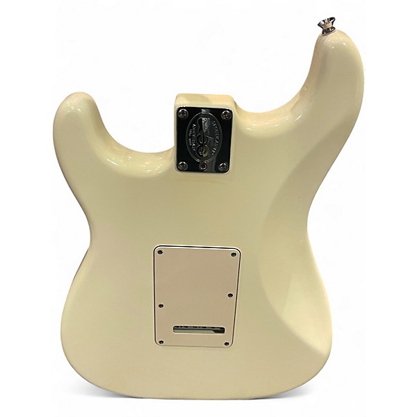 Used 2004 Fender American Standard Stratocaster Olympic White Solid Body Electric Guitar