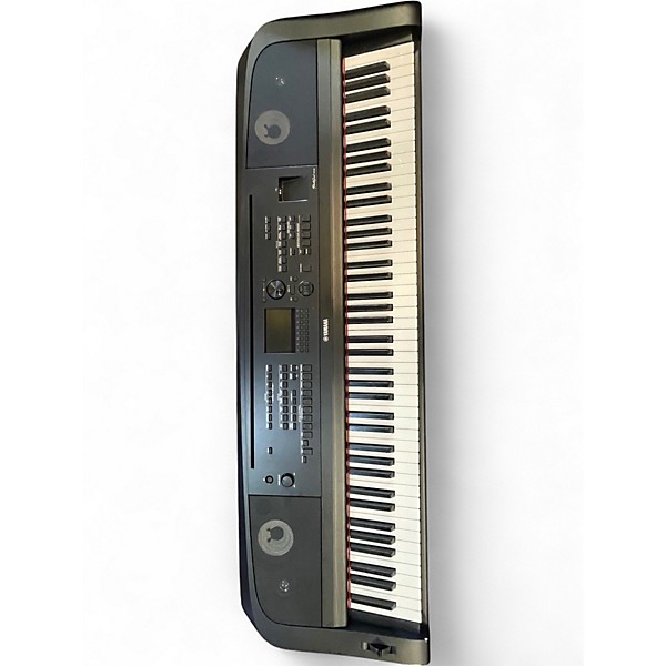 Used Yamaha DGX-670 Digital Piano