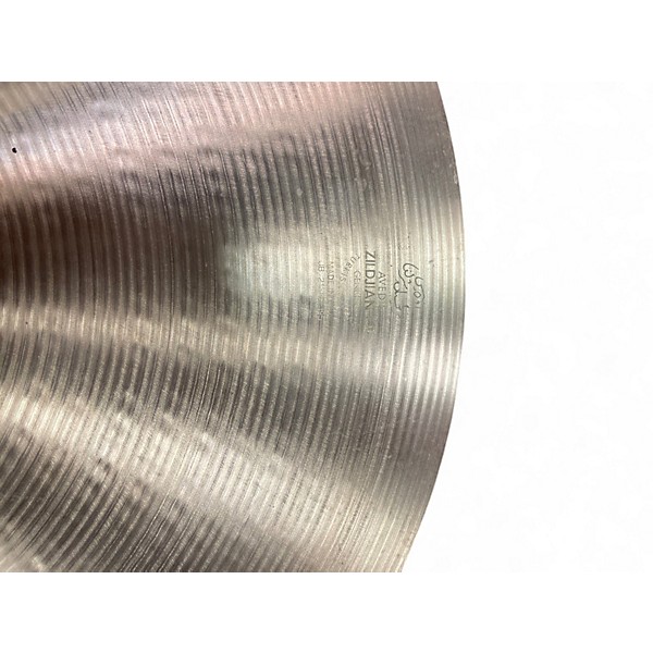 Used Zildjian 16in AVEDIS MEDIUM THIN CRASH Cymbal
