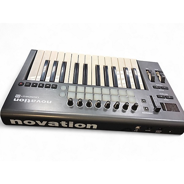 Used Novation Launchkey 25 Key MIDI Controller
