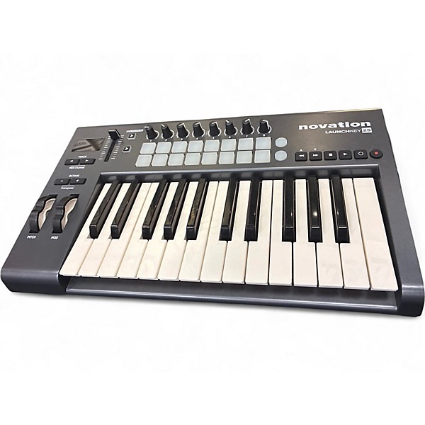 Used Novation Launchkey 25 Key MIDI Controller
