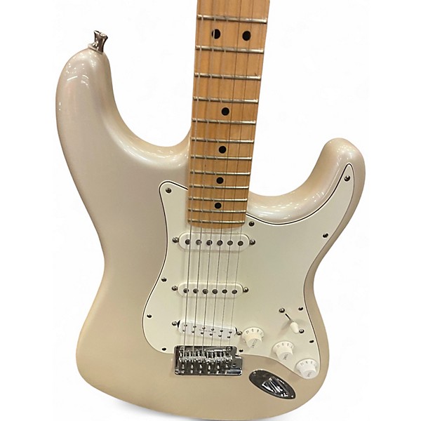 Used Fender American Standard Stratocaster Blizzard Pearl Solid Body Electric Guitar