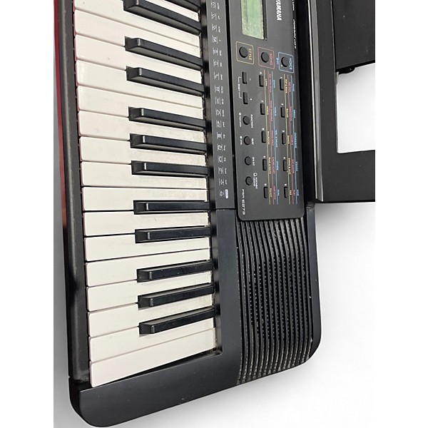 Used Yamaha PSRE273 Portable Keyboard