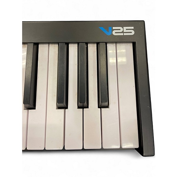Used Alesis V25 25 Key MIDI Controller