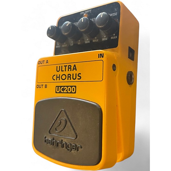 Used Behringer UC200 ULTRA CHORUS Effect Pedal