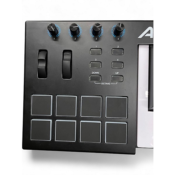 Used Alesis V25 25 Key MIDI Controller