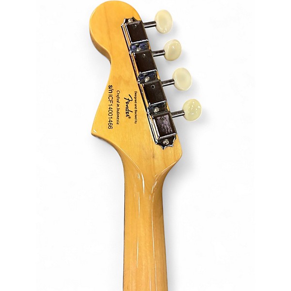 Used Fender Mandostrat 3 Color Sunburst Mandolin