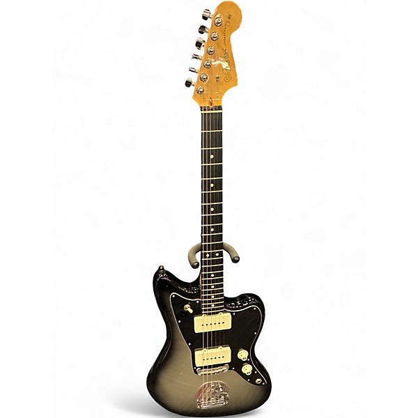 Used Fender 2017 Limited Edition American Professional Jazzmaster Silverburst Solid Body Electric Guitar