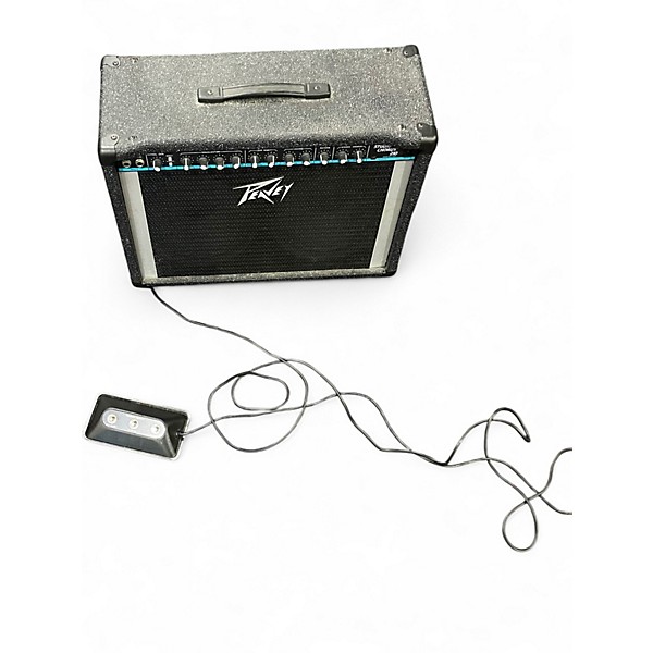 Used Peavey STUDIO CHORUS 210 Guitar Cabinet