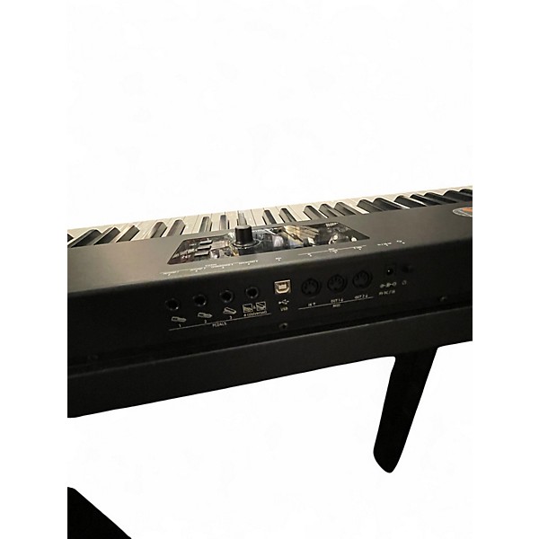 Used Studiologic SL88 STUDIO MIDI Controller