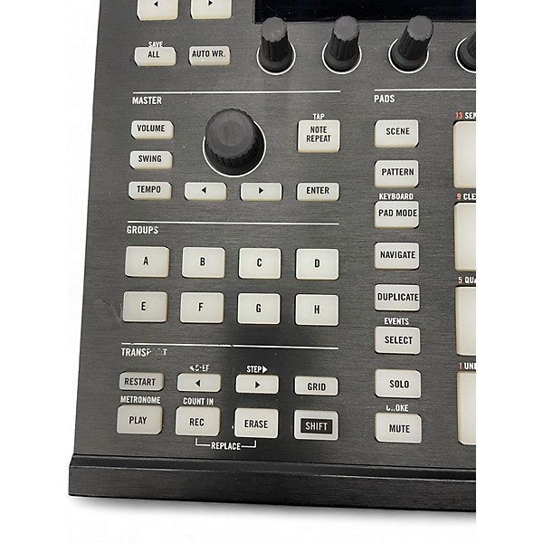 Used Native Instruments Maschine MKII MIDI Controller
