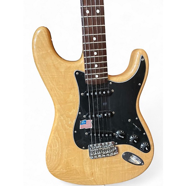 Used Fender AVRI 1970s Reissue Stratocaster Natural Solid Body Electric Guitar