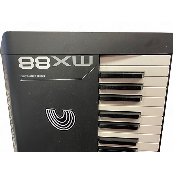 Used Yamaha MX88 Synthesizer