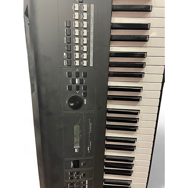 Used Yamaha MX88 Synthesizer