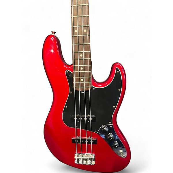 Used 2004 Fender American Series Jazz Bass Candy Apple Red Electric Bass Guitar