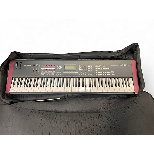 Used Yamaha MOXF8 88 Key Keyboard Workstation