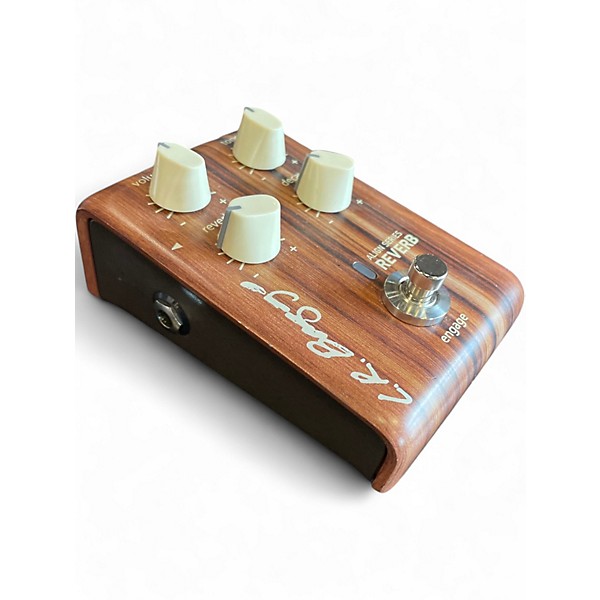 Used LR Baggs Align Reverb Effect Pedal