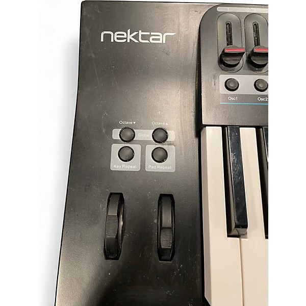 Used Nektar Panorama T4 MIDI Controller