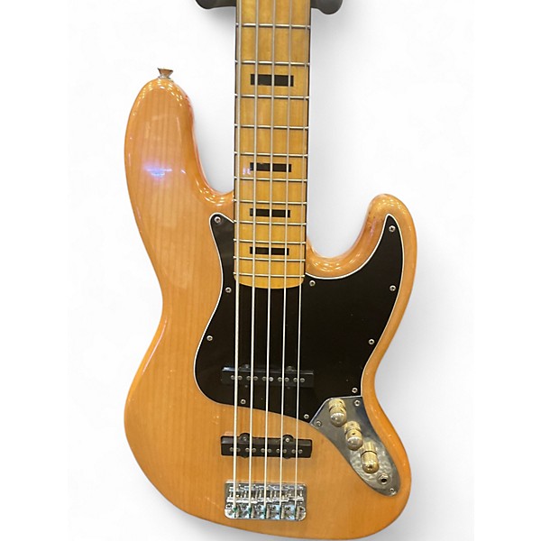 Used 2020 Squier CLASSIC VIBE Natural Electric Bass Guitar