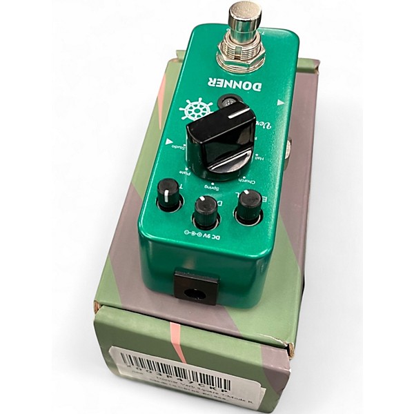 Used Donner verb square Effect Pedal