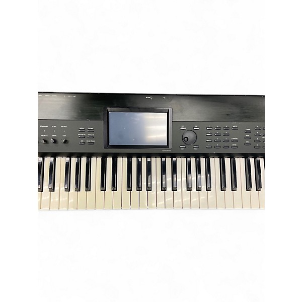Used KORG Krome 61 Key Keyboard Workstation